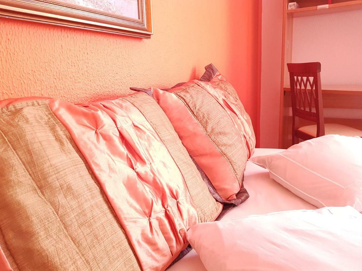 Villa Blue. Two Storey House, 100 Meters From Sea Rafina  Ngoại thất bức ảnh